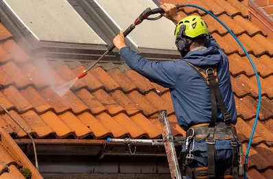 Démoussage et hydrofuge de toiture à Dravegny